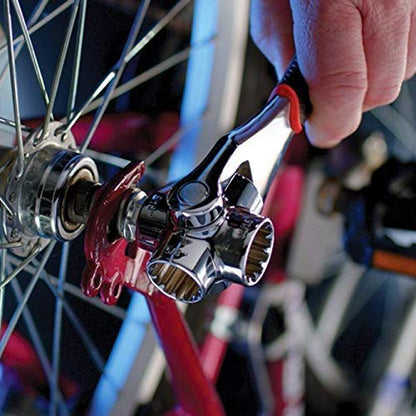 8-in-1 Universal Socket Wrench – 360° Rotating Tool